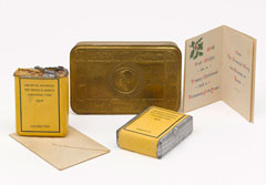Princess Mary tobacco box owned by Captain C A Ogden, The Bedfordshire Regiment, 1914