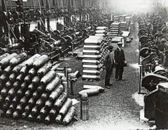 Shell production at Sir Robert Hadfield Ltd in Sheffield, 1914