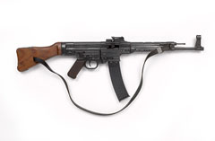 MP 44 self-loading 7.92 mm assault rifle, 1944