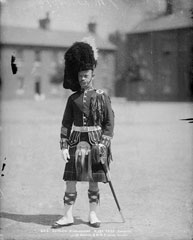 Quarter Master Sergeant, Seaforth Highlanders, glass negative, 1895 (c)