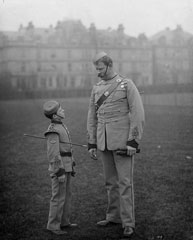 Senior Non-Commissioned Officer and bugler, 13th Middlesex (Queen's) Volunteer Rifle Corps (Westminster), glass negative, 1895 (c)