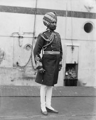 Officer, Governor General's Bodyguard, Indian Army Cavalry, glass negative, 1897 (c)