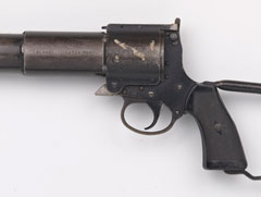 Riot gun converted from Webley and Scott 1.5 inch No 4 Mk I signal pistol, fitted with Sten skeleton stock