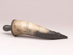 Powder horn, 1775 (c)