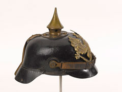German spiked helmet, pickelhaube, 1914 (c)