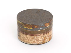 Tobacco box containing fragments of a billiard ball, Indian Mutiny, 1857 (c)
