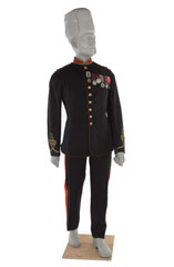 Full dress tunic, Sergeant Robert Turner, Royal Regiment of Artillery, 1890 (c).