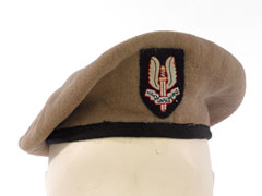 Special Air Service beret, Warrant Officer 1 D J 'Dia' Harvey