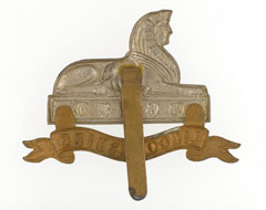 Cap badge, other ranks, Lincolnshire Regiment, 1910 (c)