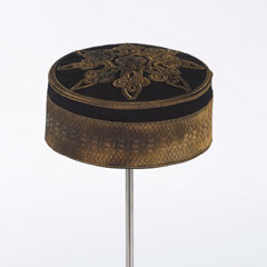 Forage cap, pillbox, undress, officer, worn by the 6th Dragoon Guards (Carabiniers), 1895 (c).