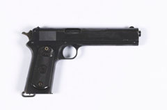 Colt .38 inch M1902 self-loading pistol, 2nd Lieutenant Frank Gun Delamain, Royal Field Artillery, 1914-1916 (c)