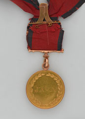 Army Gold Medal for Java awarded to Lieutenant General Sir Samuel Auchmutry, 1811
