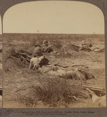 British soldiers lying prone, Modder River, South Africa, 1899
