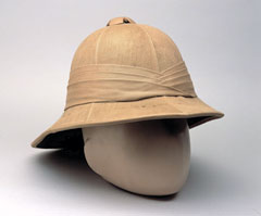 Wolseley pattern khaki helmet, 1943 (c)