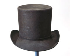 Round hat worn by Lieutenant-General Sir Thomas Picton, 1813 (c)