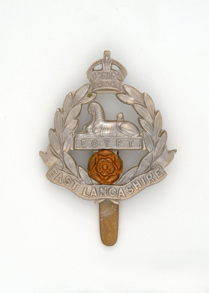 Cap badge, other ranks, East Lancashire Regiment, 1914 (c)