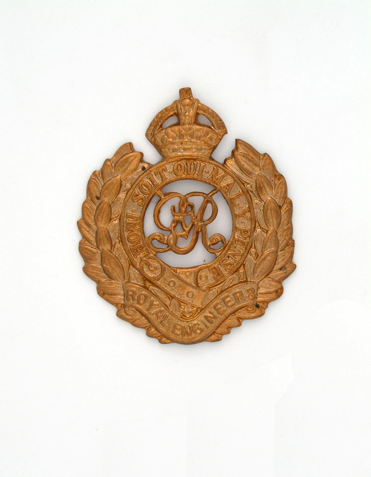 Cap badge, other ranks, Royal Engineers, 1914  (c).