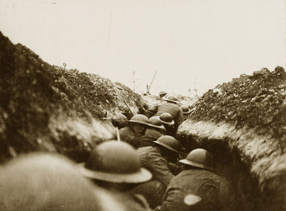 British raiding party await the word to go, 1916 (c)