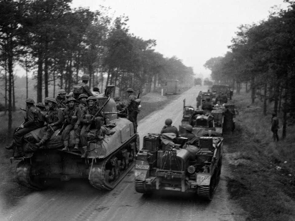 Units of the Dutch Brigade moving up to the attack, 1944