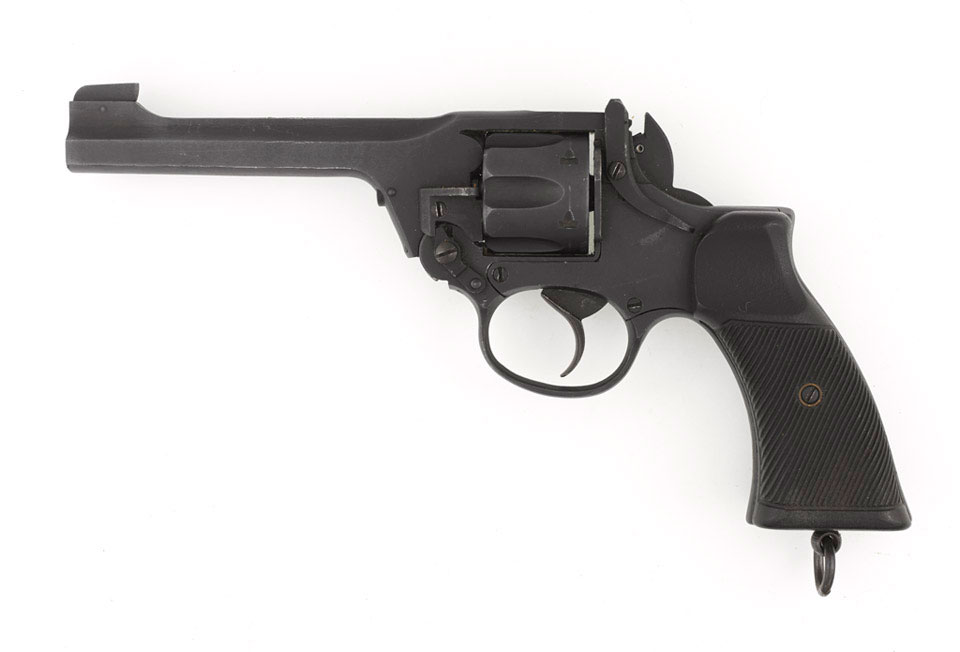 Enfield .38 inch No 2 Mk I** service revolver, 1942 | Online Collection ...