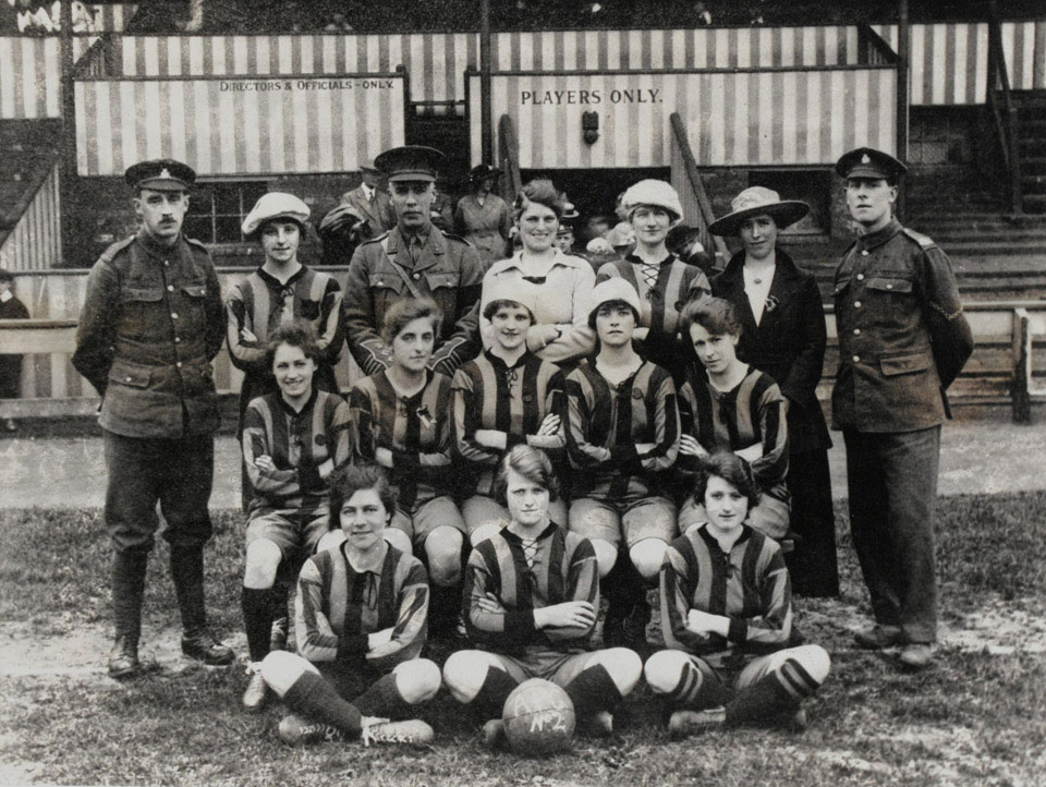 Preston Army Pay Office Ladies' Football Team, 1918 (c)