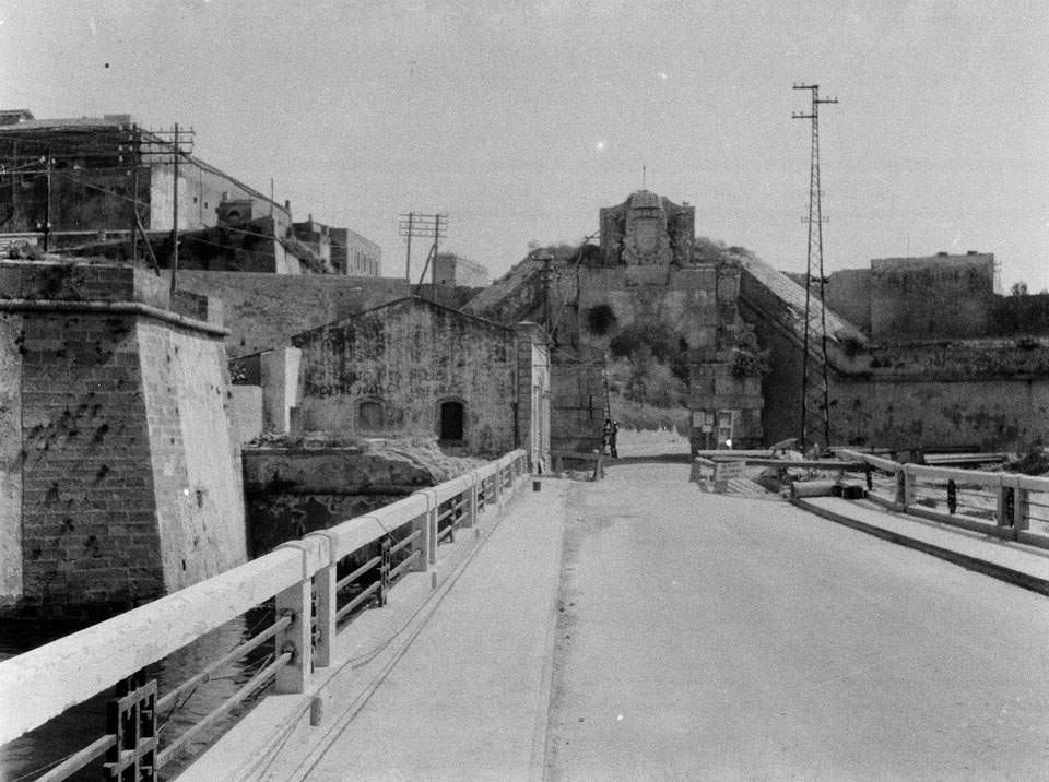 Porta Spagnol, Augusta, Sicily, 1943