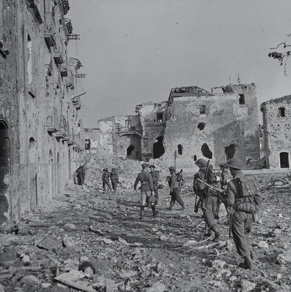 2nd Battalion, The Lancashire Fusiliers advancing through Aquino, Italy, May 1944