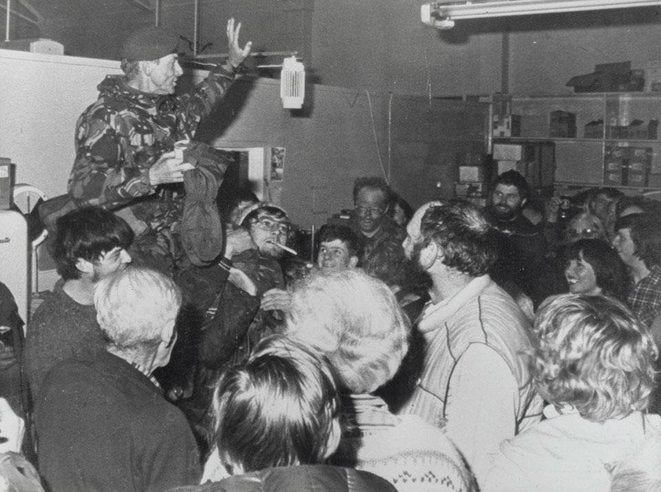 Major General Jeremy Moore carried aloft by islanders after the Argentine surrender, 1982
