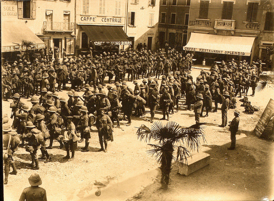 British troops assembling in an Italian town square, 1918 (c)