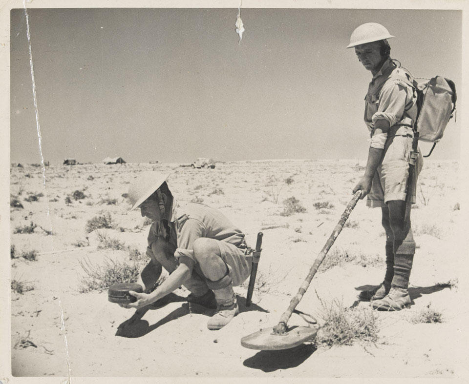 Royal Engineers with a mine detector, Middle East, 1942 (c)