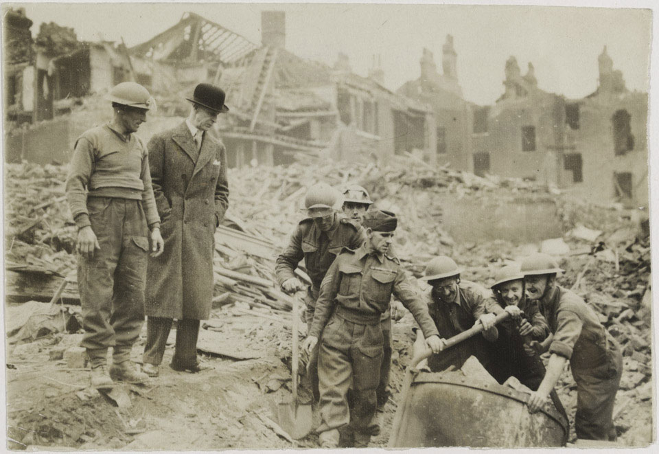 Clearing bomb-damaged houses, London, 1940