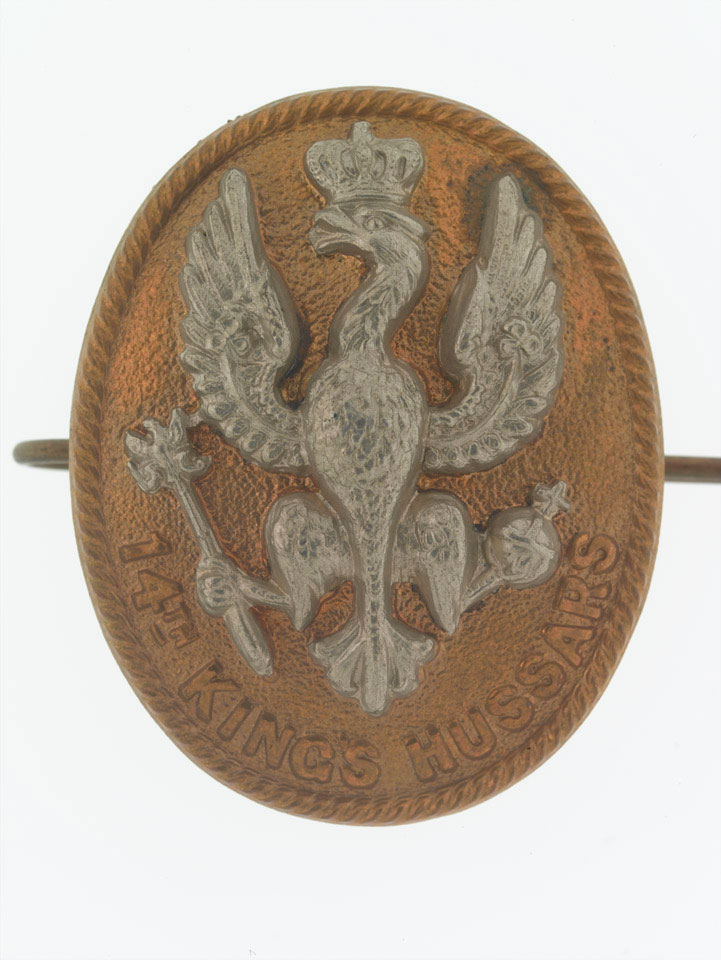 Cap badge, 14th (King's) Hussars, 1900 (c)