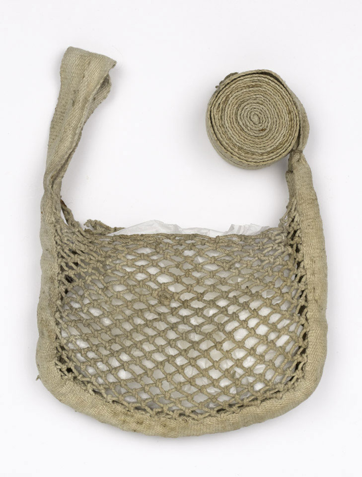 Nose Bag 1920 c Online Collection National Army Museum London