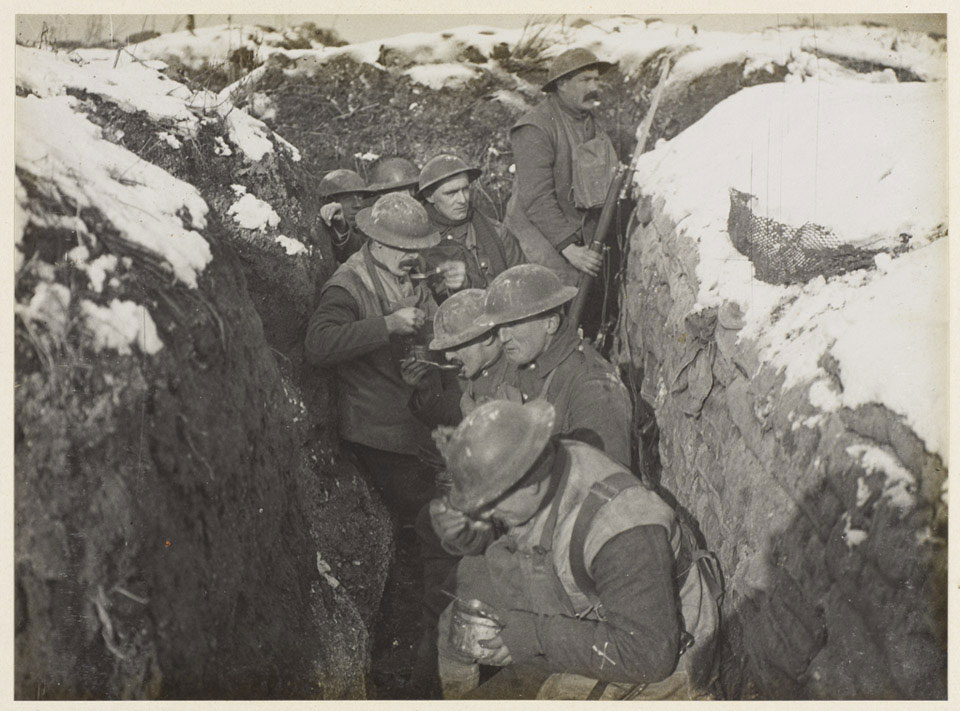 Eating in the trenches, March 1917