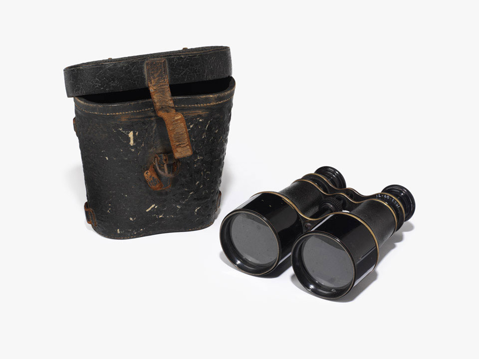 Lieutenant-General Sir Colin Campbell's field glasses, 1858 (c)