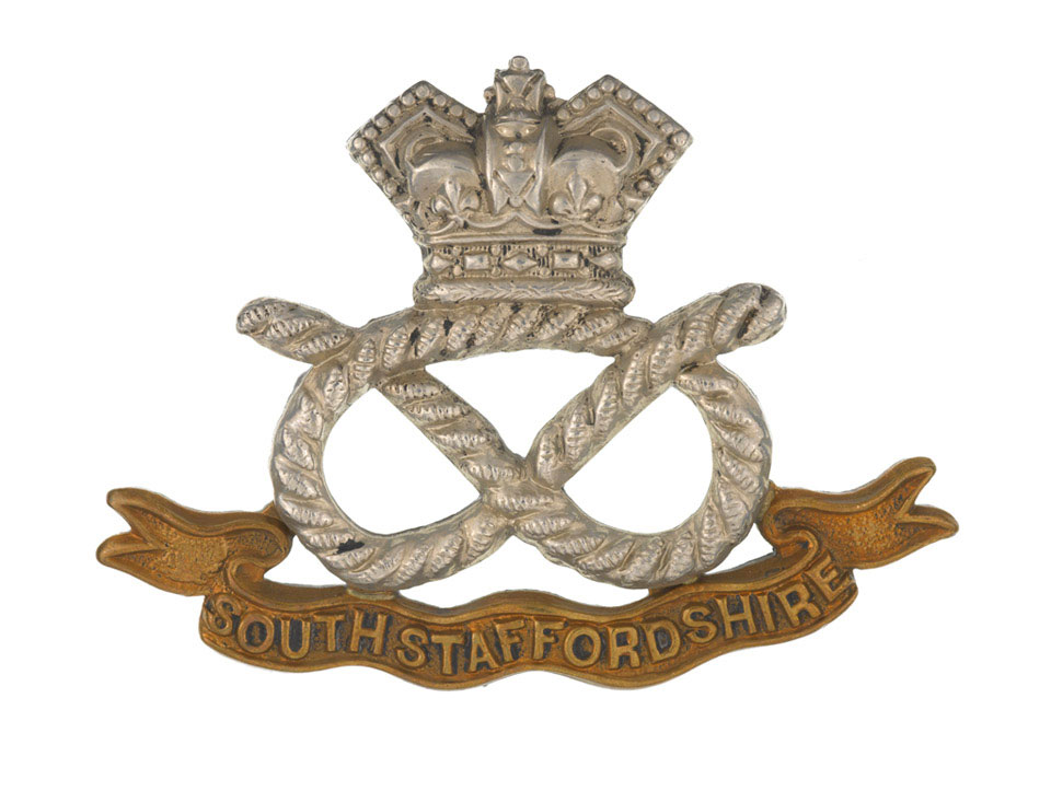 Cap badge, South Staffordshire Regiment, 1900 (c)