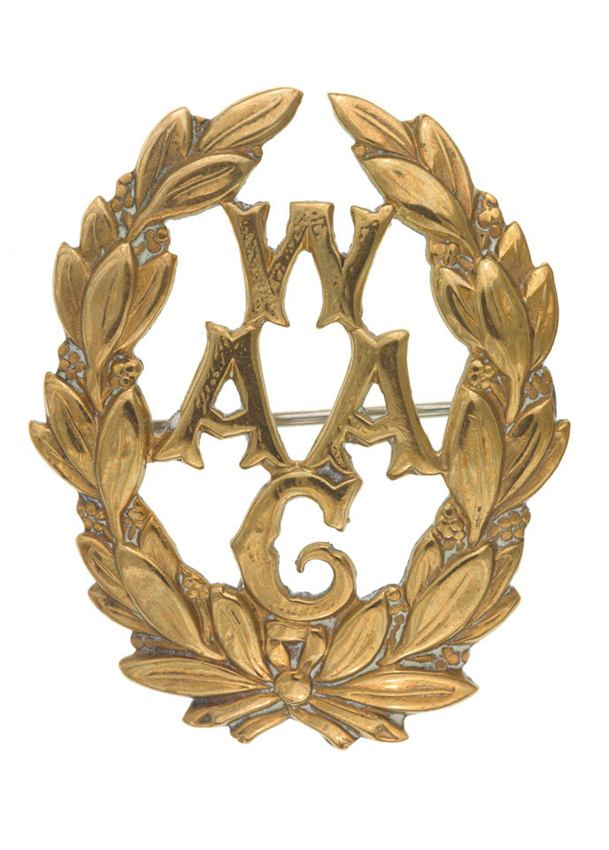 Women's Army Auxiliary Corps cap badge, Nellie Irene Ellingham, 1917 (c)
