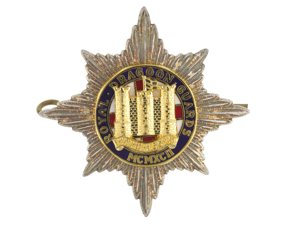 Cap badge of The Royal Dragoon Guards, 1992 (c)