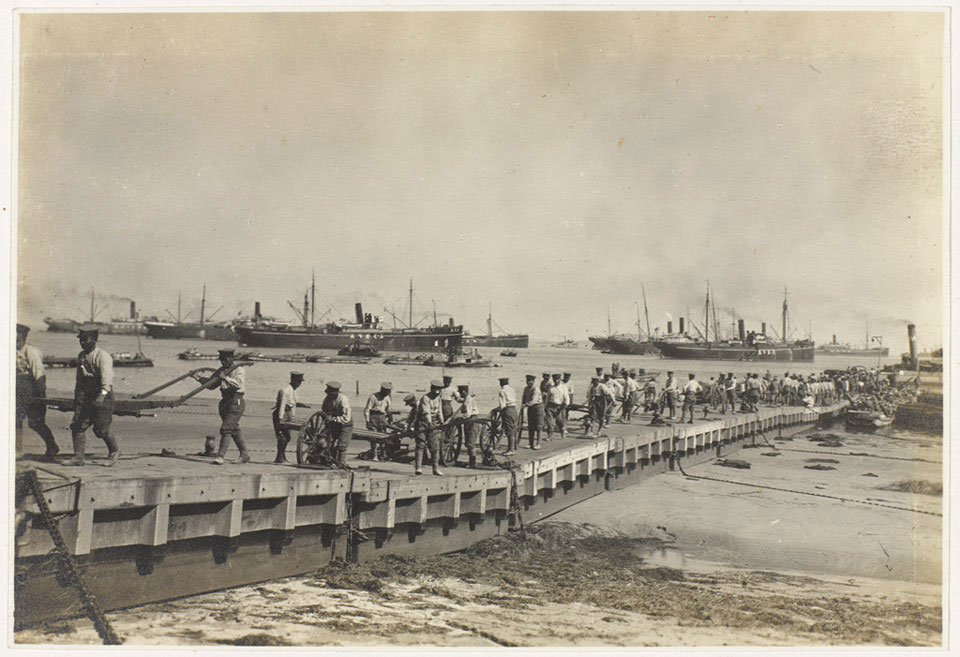 Landing troops from transports at Lao Shan Bay, September 1914