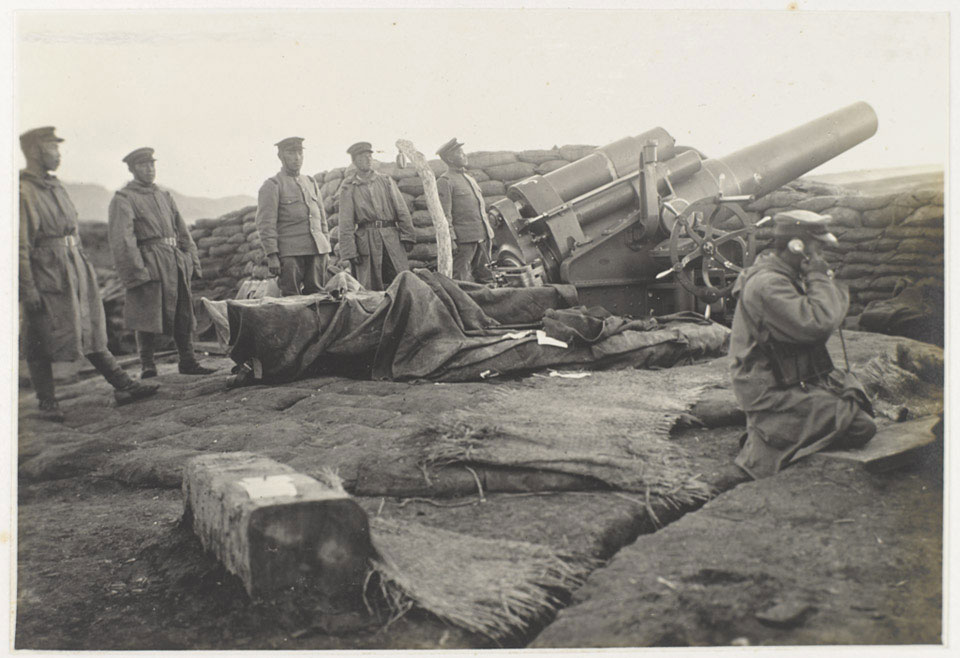 Japanese heavy battery, Tsingtao, October 1914