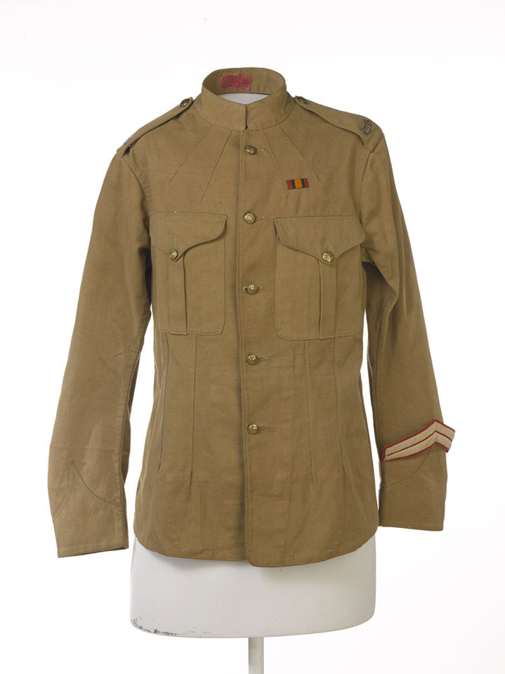 Service dress tunic, other ranks, The Prince of Wales's Own (West Yorkshire Regiment), 1901 (c)