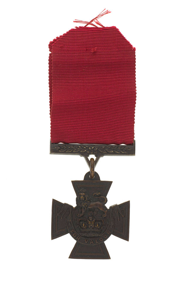 Victoria Cross, 2nd Lieutenant R P Hallowes, Duke of Cambridge's Own (Middlesex Regiment), 1915