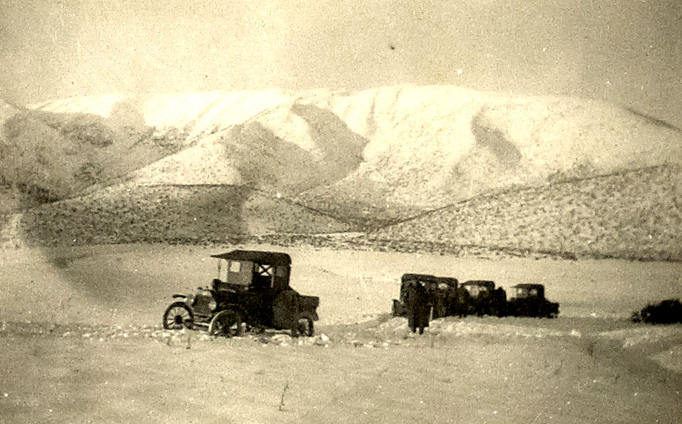 Ford vans struggling through deep snow in the high Persian passes, 1918