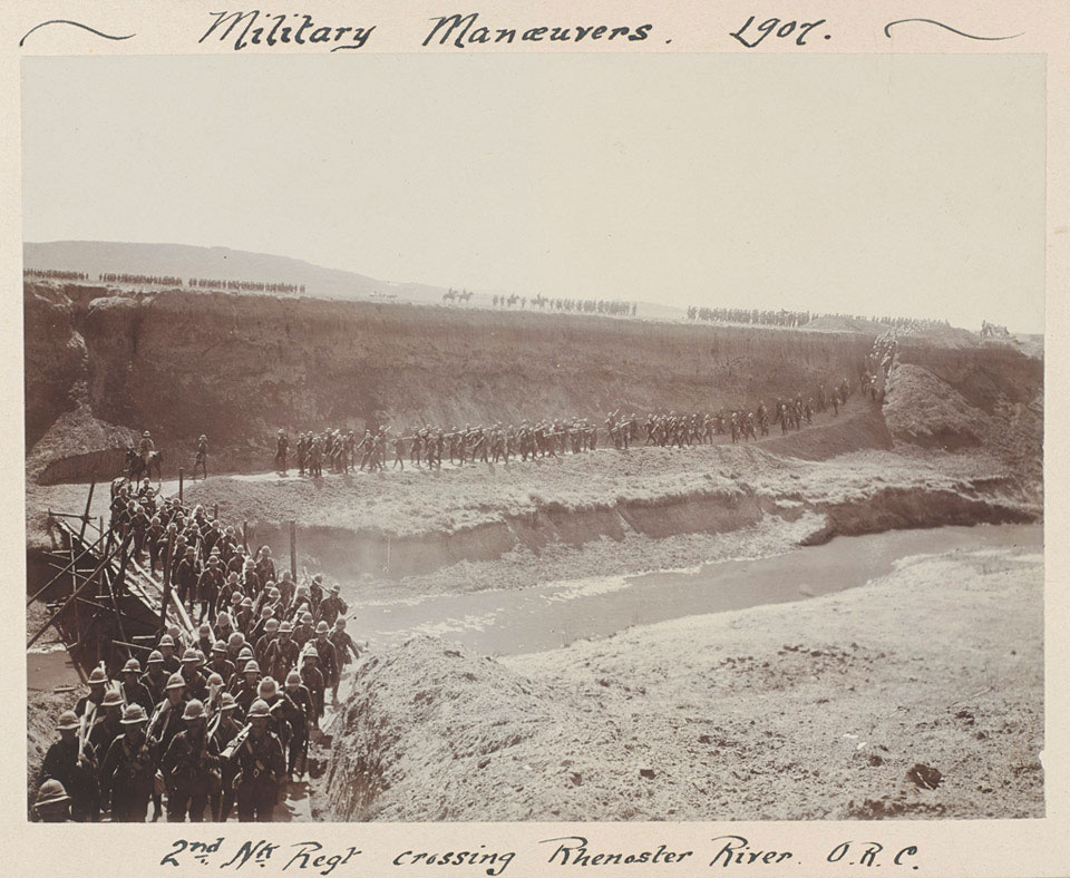 'Military Manoeuvres 1907', '2nd Nk Regt crossing Rhenoster River. O.R.C.', 1907
