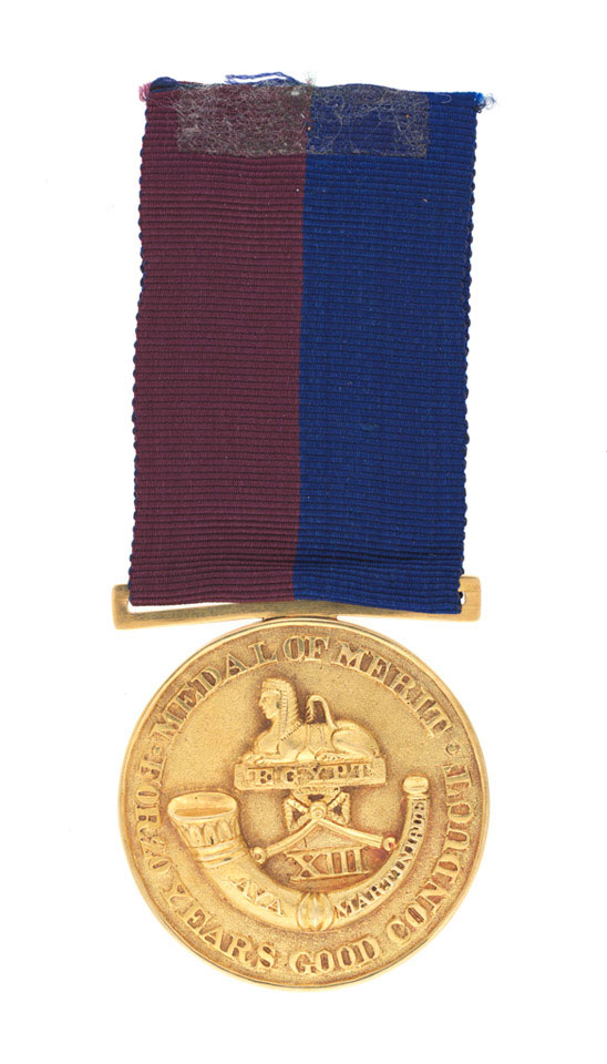 Gold Medal of Merit for 20 Years Good Conduct issued by the 13th Foot, 1825 (c)  