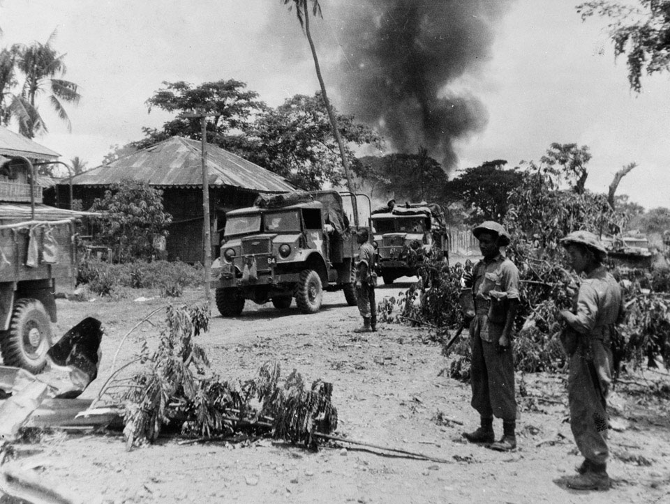 Indian troops of the 17th Division in Payagyi during the advance on Rangoon, April 1945