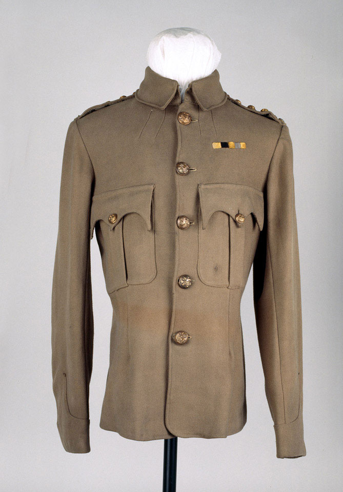 Tunic, service dress, captain, Lancashire Fusiliers, 1897-1902 | Online ...