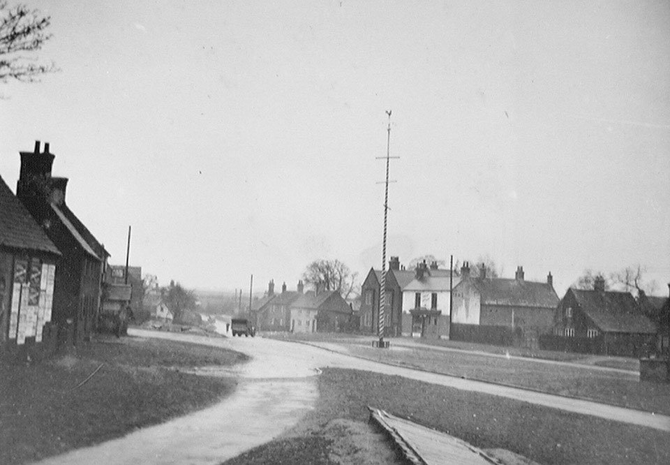 'Wellow Green & Maypole', Nottinghamshire, 1940 Online Collection